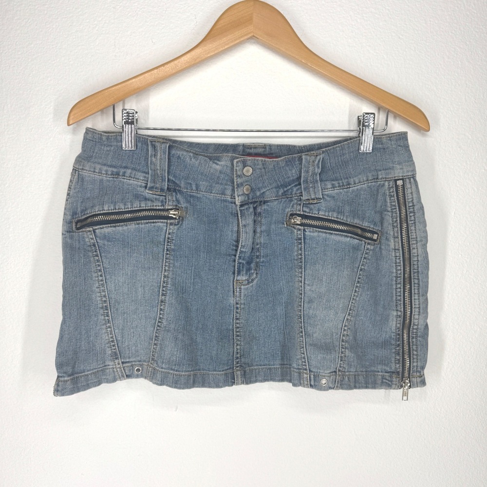 Y2K Micro Mini‎ Denim Jean Skirt 90s Grunge Light Wash Zipper Size 11 Low Rise